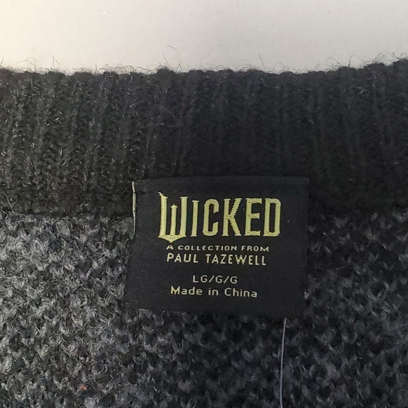 NWT Target x Paul Tazewell Wicked Graphic Oversized Cardigan NWT Ariana Grande - Picture 6 of 10